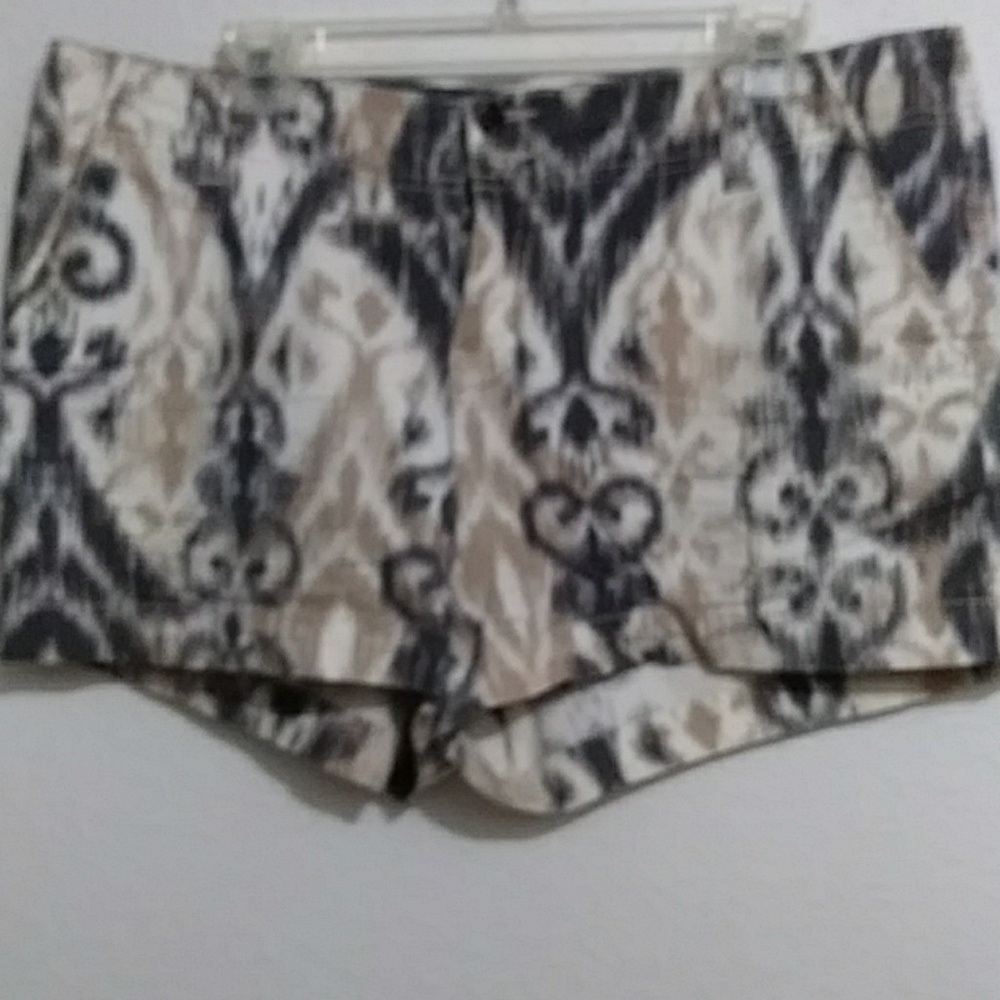 Sonoma Life+Style patterned shorts